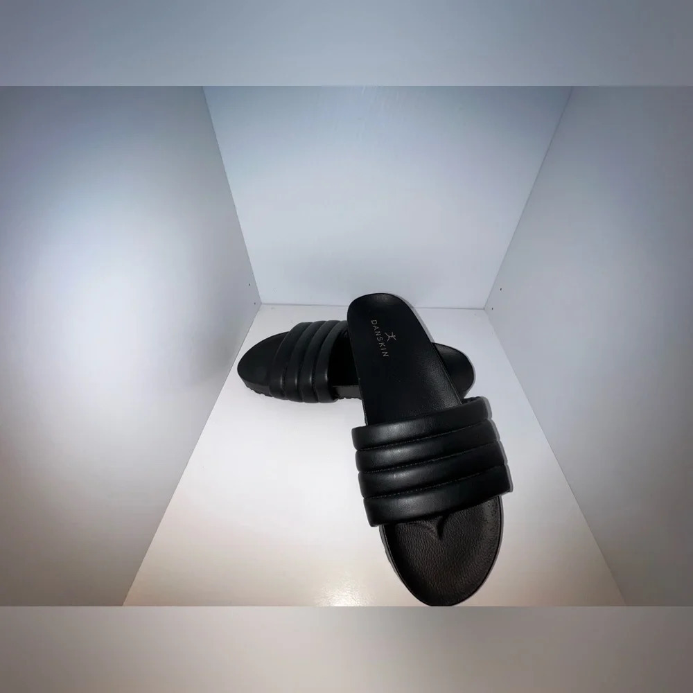 Danskin, 8, black, leisure, vegan upper, slip on sandals,‎ balance man-made. - Picture 2 of 7
